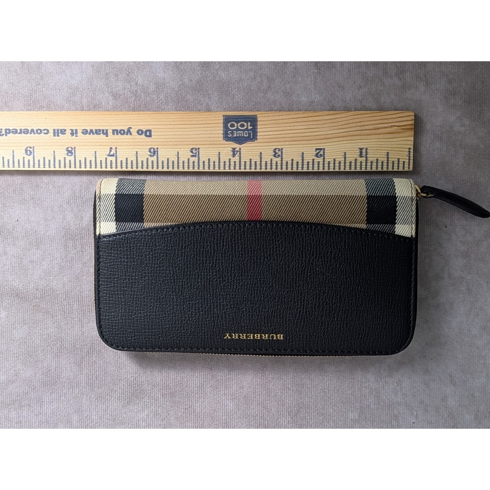 Burberry Elmore House Check Derby Leather Zip Around Wallet Black 3975334 1